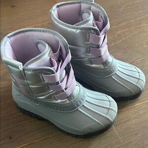 OshKosh B'gosh Gray & Lavender Kids Waterproof Winter Boots